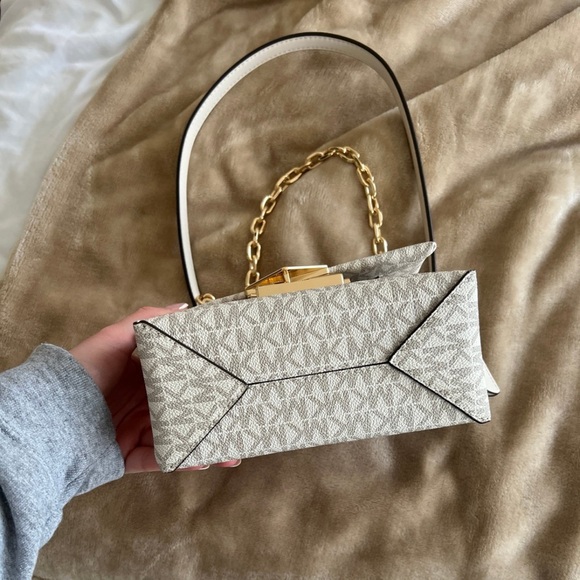 Michael Kors Cream and Gold Crossbody Bag - Picture 5 of 5
